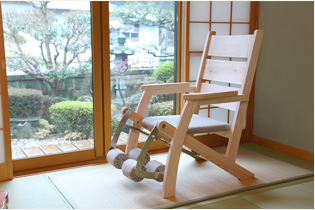 お洒落なトレーニングチェア「あんど」